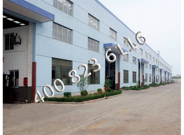 申江厂的储气罐 申江厂的储气罐